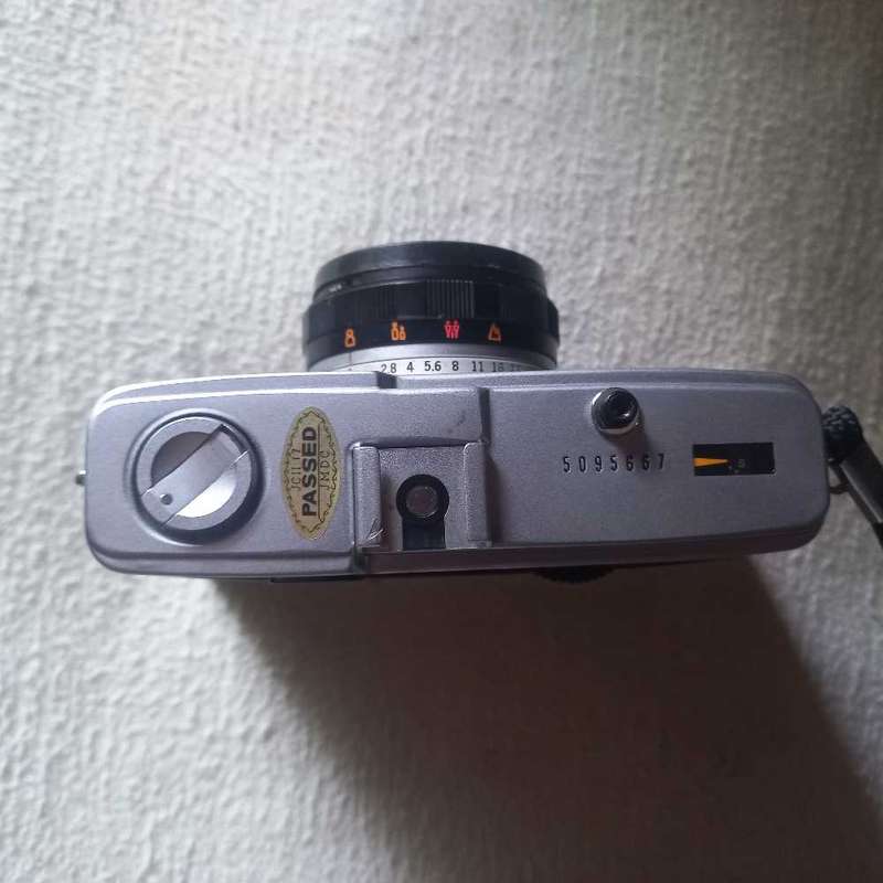 Olympus Trip 35 Vintage 35mm Film Camera. Works, Film Tested