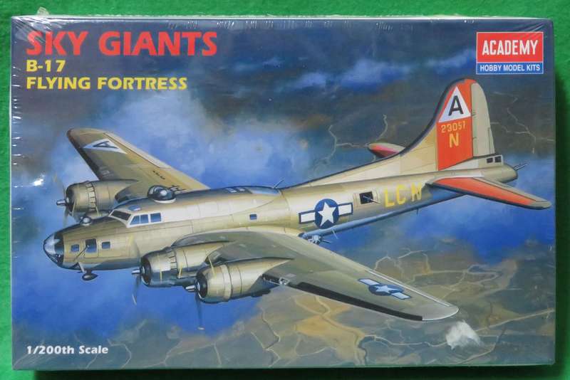 **Academy**Model kit**B-17 Flying Fortress**Scale 1:200**Still sealed**