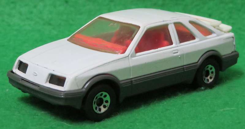 **Matchbox**Ford Sierra XR 4i - 1983**Made in England**Vintage**Metal base**