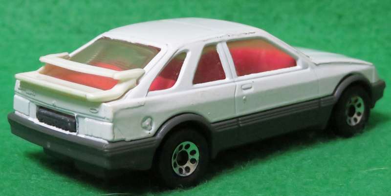 **Matchbox**Ford Sierra XR 4i - 1983**Made in England**Vintage**Metal base**