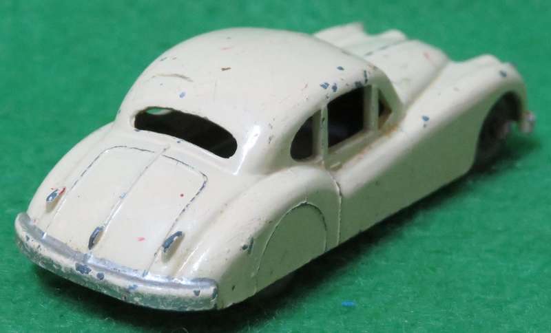Matchbox Moko Lesney**No. 32**Jaguar XK 140**Made in England**