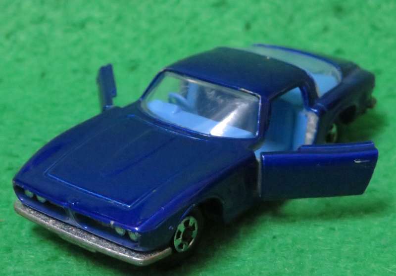 **Matchbox Lesney No.14**Iso Grifo**1970**Vintage**Near mint condition**Opening doors**