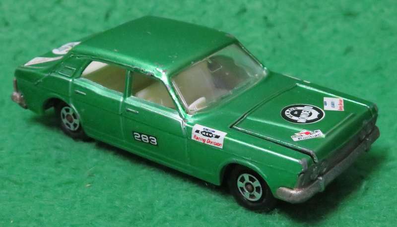Matchbox Lesney**No. 53**Ford Zodiac Mk. IV**Made in England**Bonnet opens**
