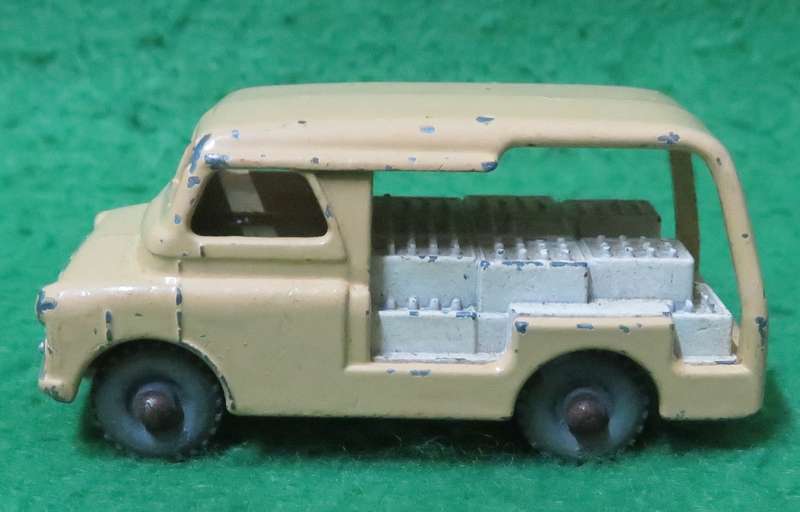 **Matchbox Moko Lesney No.29**Bedford Milk Van**1956-1960**Vintage**