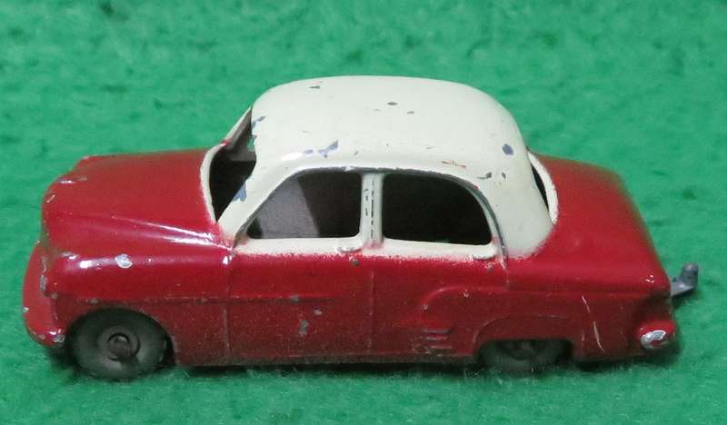 Matchbox Moko Lesney No.43 Hillman Minx 1958 Vintage