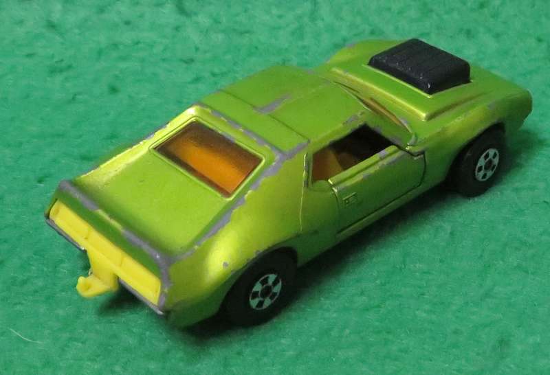 **Matchbox Lesney No.72**AMX Javelin**1972**Vintage**Doors open**