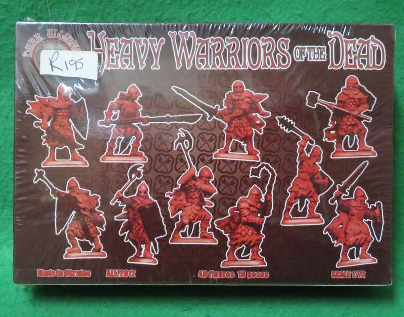 **Heavy Wariors of the Dead**40 figures & 10 poses figures**Scale 1/72**Box sealed**