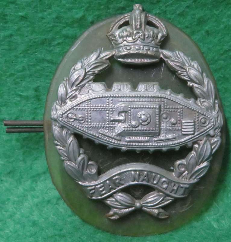 WWII British Royal Tank Regiment Cap Badge Vintage