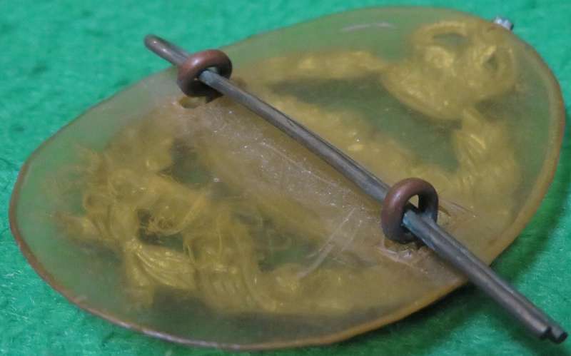 WWII British Royal Tank Regiment Cap Badge Vintage