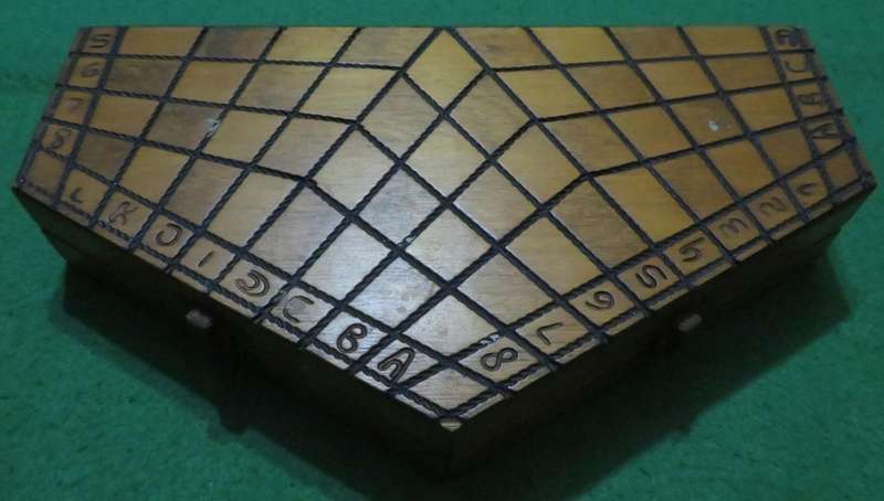 3 Player Chess Set**Hexagonal Board**Wooden Board & Pieces**Made in Poland**Beautiful set**Complete