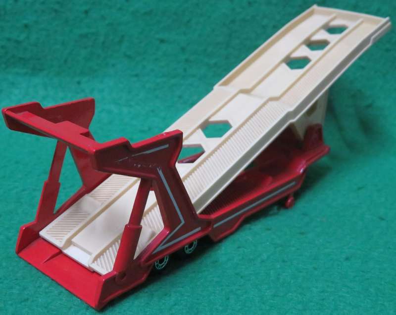 Matchbox Lesney**Car Transporter 1982 & Kenworth Truck 1981**Made in England**
