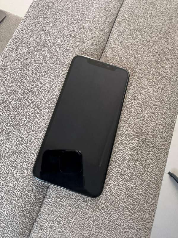 iPhone X 64GB White