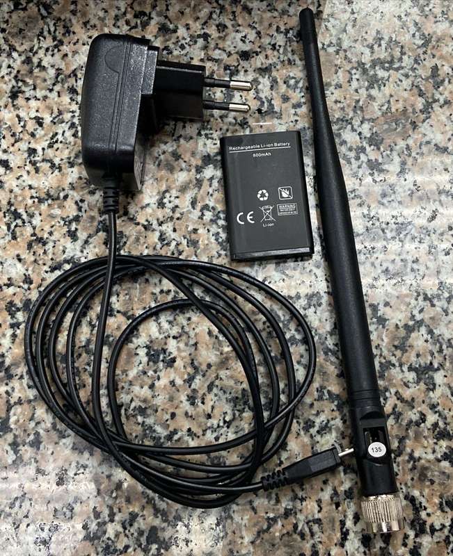 D-Link 3G FLLA Wi-Fi Sim card Phone