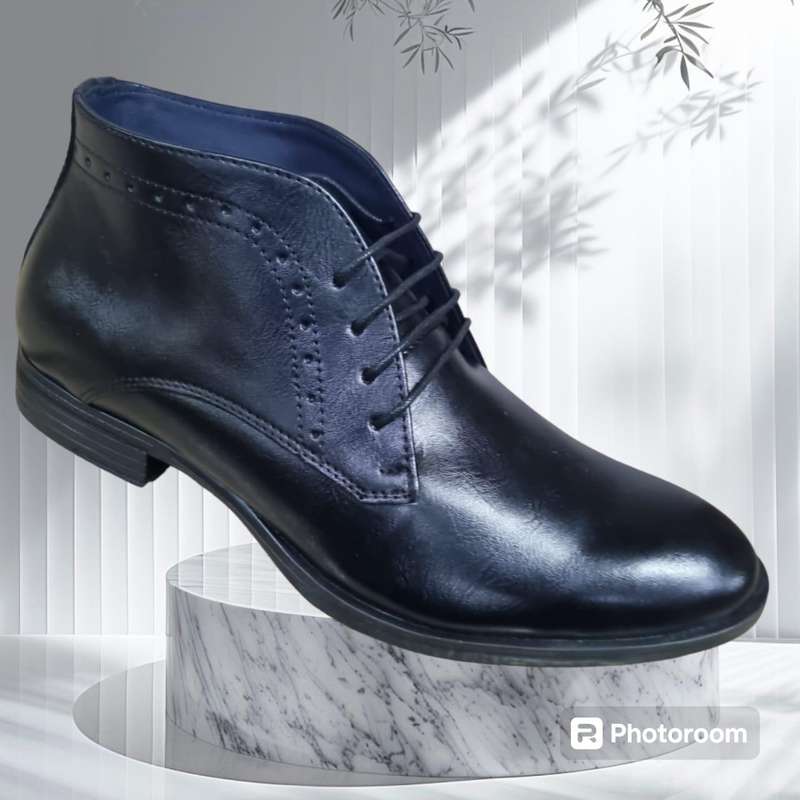 Latino Shoe