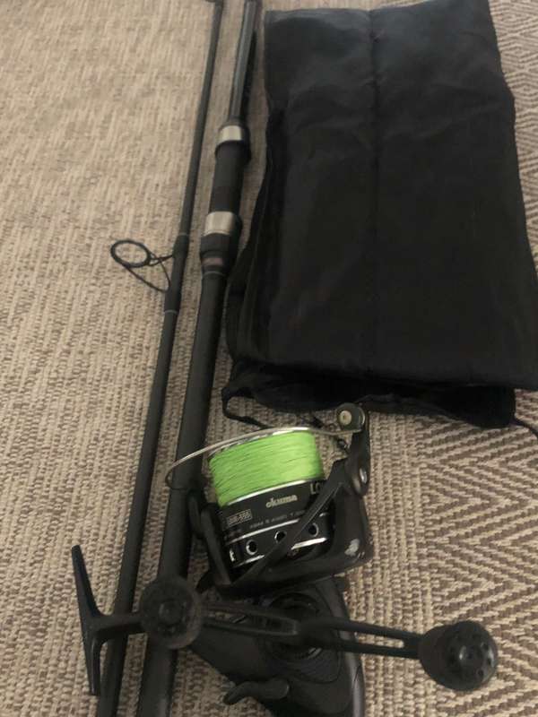 Okuma longbow reel +10 ft carbon Ibird rod +350m braid+ Sleeve +Spare reel spool