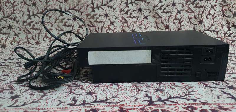 Playstation 2 Bundle with 1x Controller 1x Steering Wheel & Pedals ( All Wires )  All Turns on