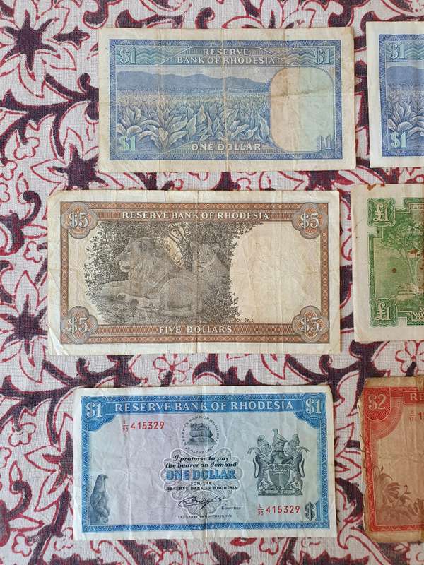 Vintage Rhodesian Money Bank Notes 9x