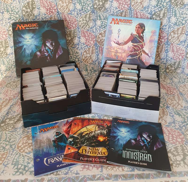 Magic The Gathering Large Game Card Bundle