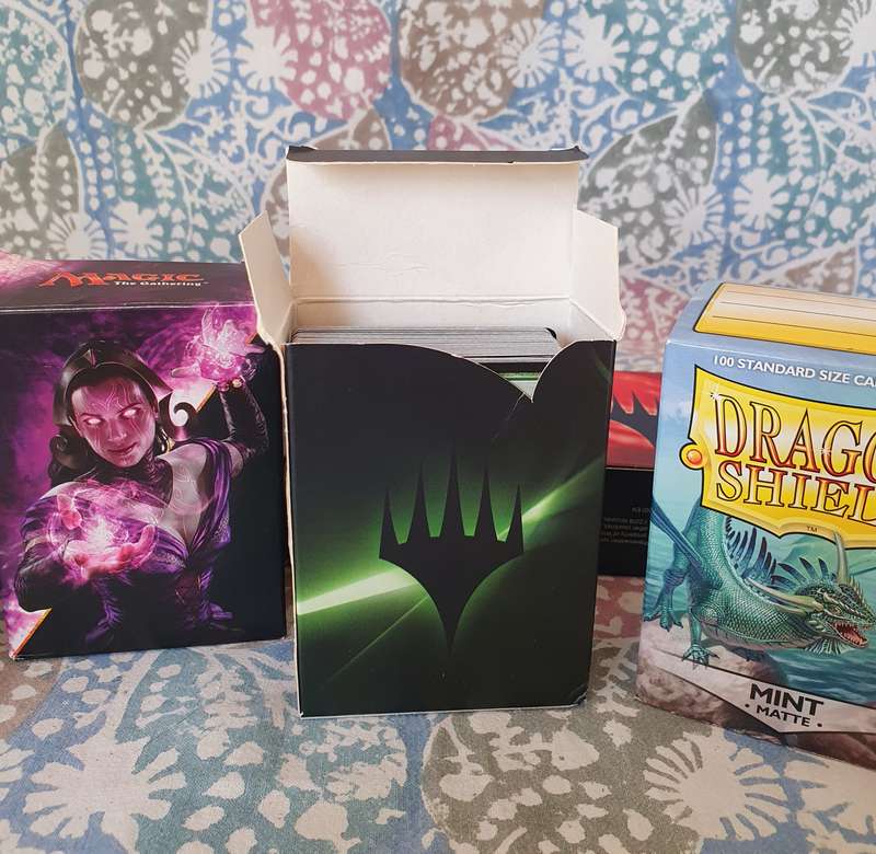 Magic The Gathering Large Game Card Bundle