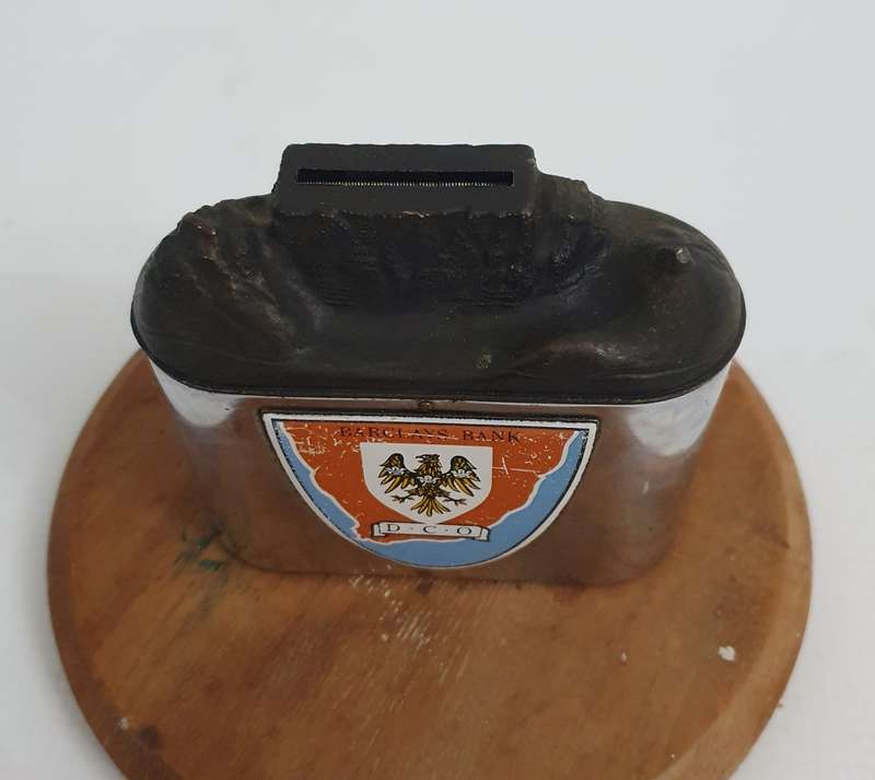 Money Box Barclays Bank D.C.O - Table Mountain