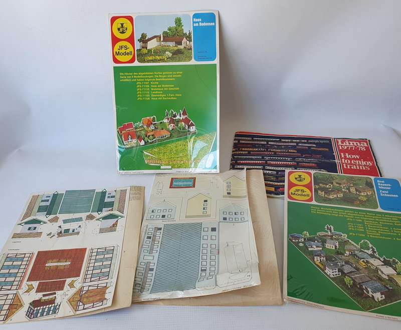 Vintage Large Locomotive Train Set Collection