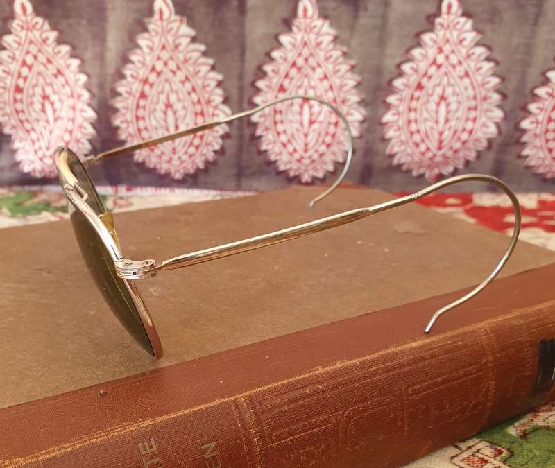 Vintage F-343 Pilot Sunglasses in Case