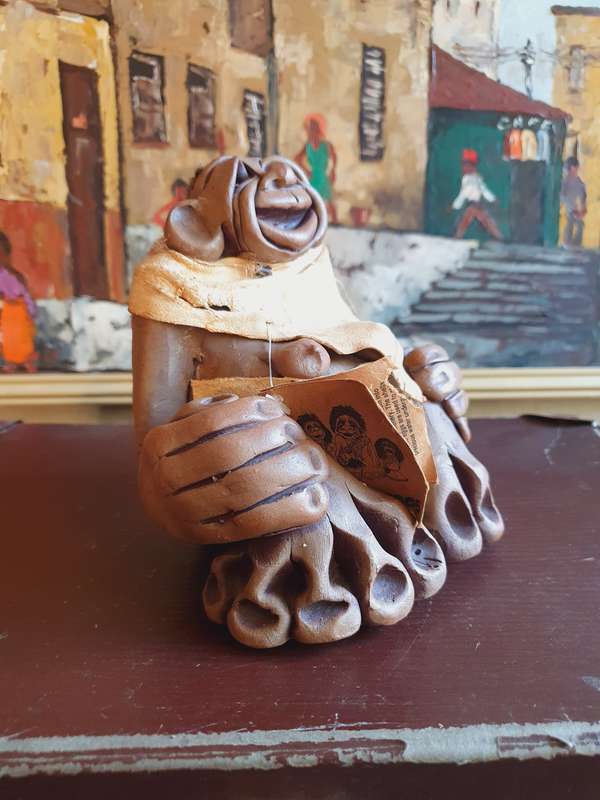 Kallaharees Hand Made Pottery Tribal Gatherer Statue