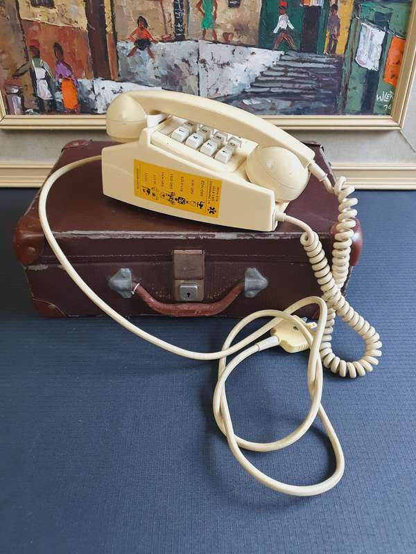 Vintage Telephone ( Untested )