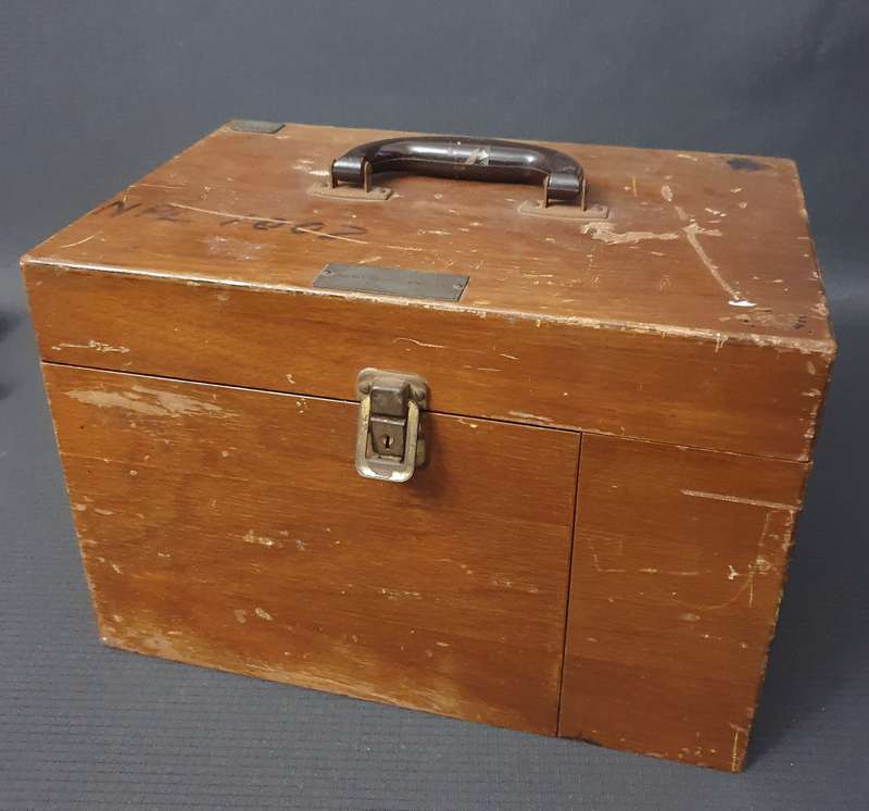 Vintage Beckman Glass Electrode pH Meter in Wooden Box  Made in Canada