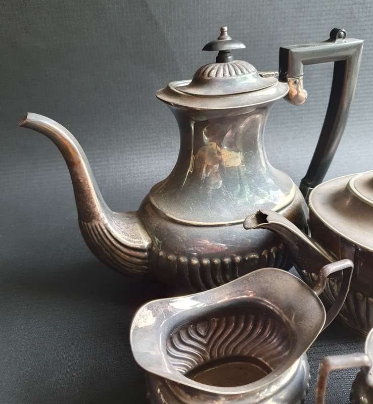 Vintage Silverplated EPNS Coffee & Tea Pots, Milk Jugs, Sugar Bowls & Jug Set