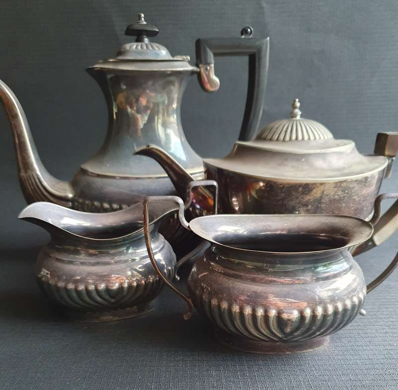 Vintage Silverplated EPNS Coffee & Tea Pots, Milk Jugs, Sugar Bowls & Jug Set