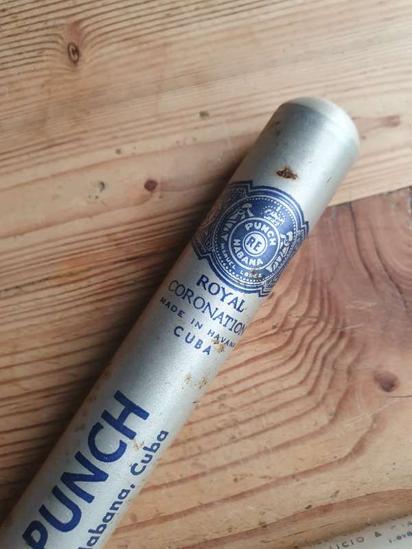 Fabrikaat HenriWintermans Cigar Box with Punch Haban Cuban Cigars