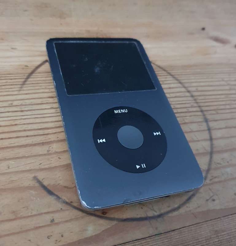 Apple iPod ( Untested )