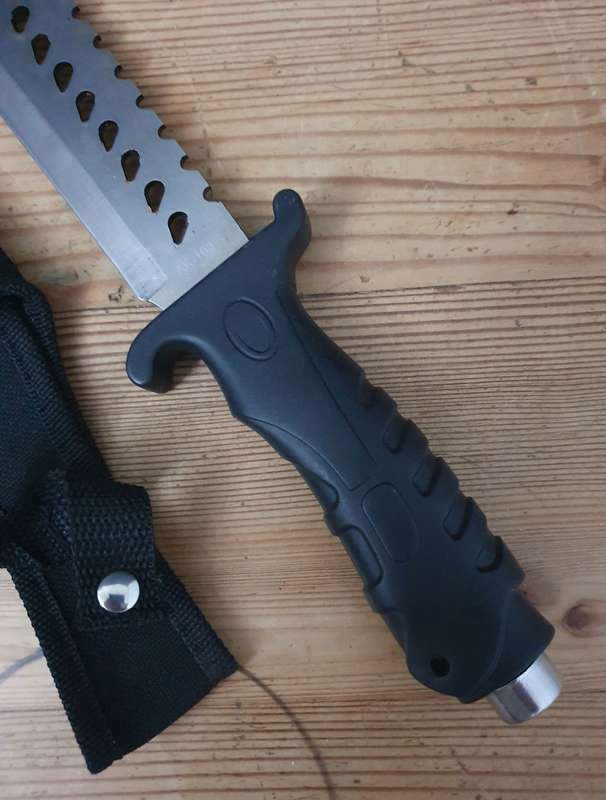 AK103 Knife in Sheath