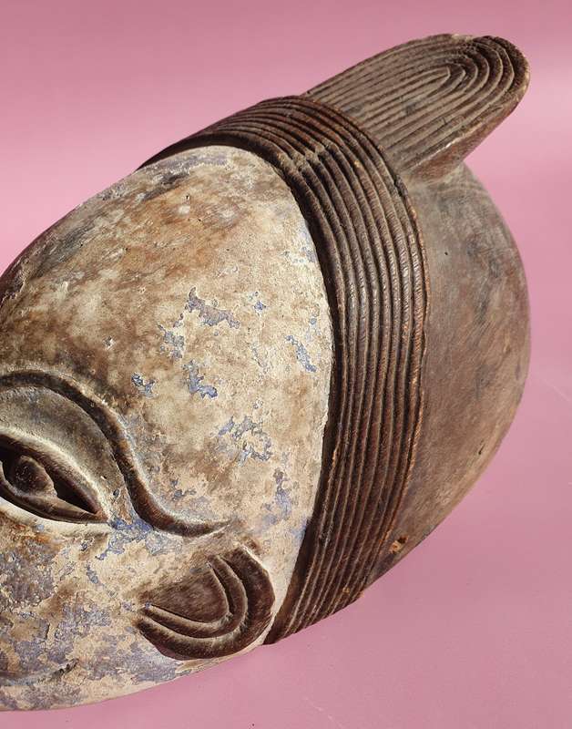 Vintage Congolese Punu Mask from Gabon Representing Idealized Female Ancestors Faces