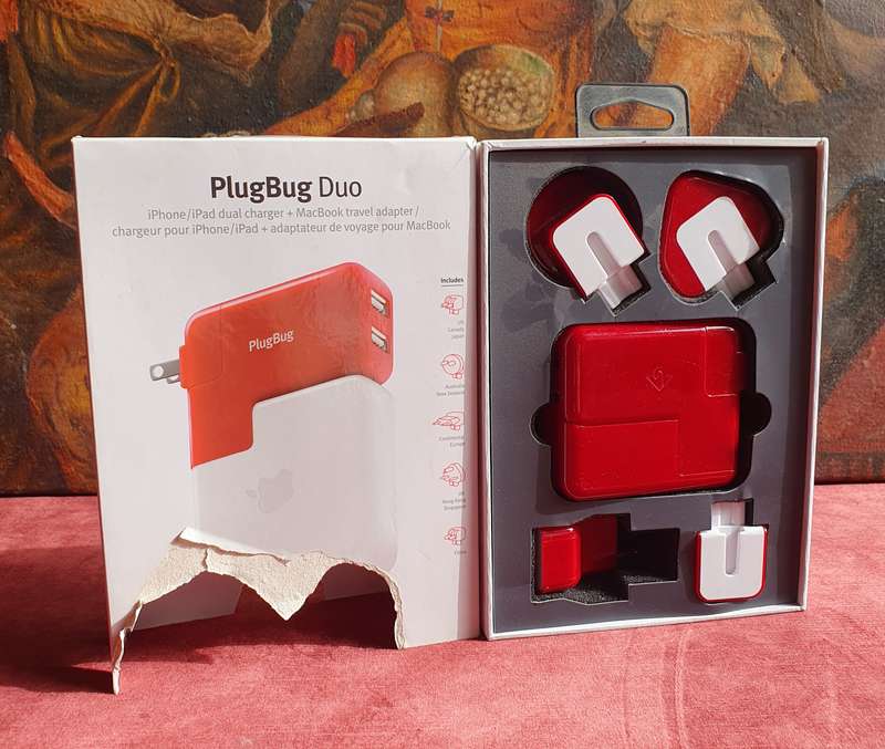 PlugBug Duo iPhone/iPad dual charger + MacBook Travel Adapter