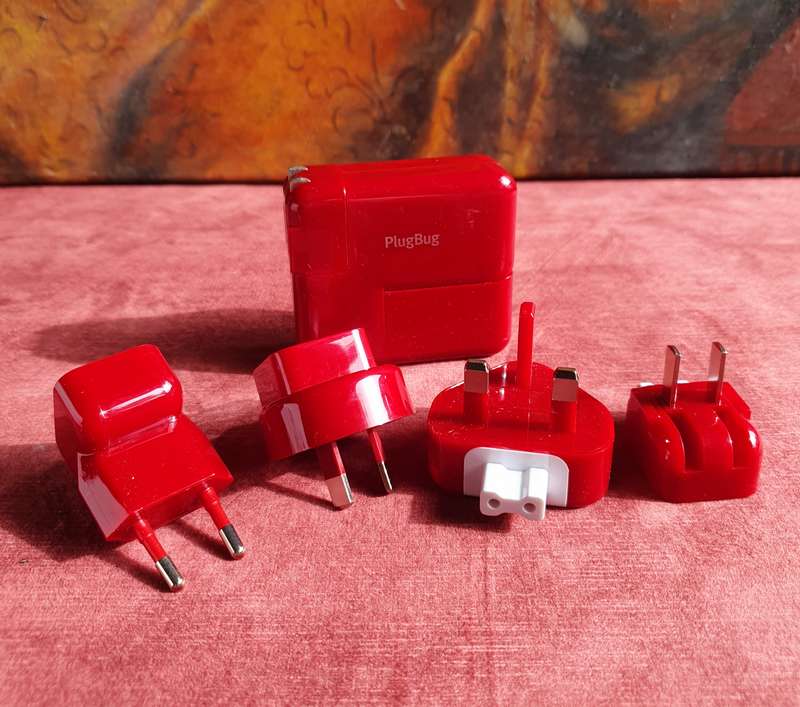 PlugBug Duo iPhone/iPad dual charger + MacBook Travel Adapter