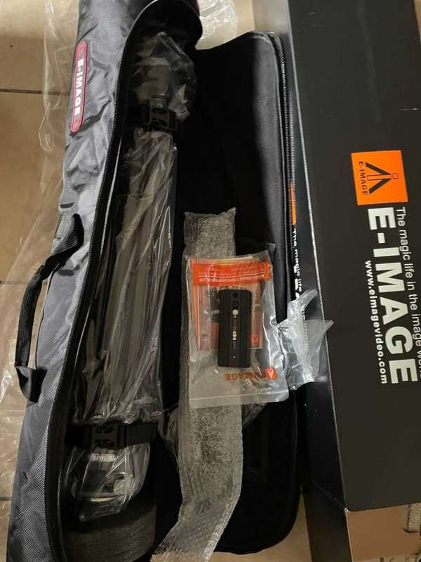 E-IMAGE Professional Heavy-Duty Tripod Stand Kit EK630
