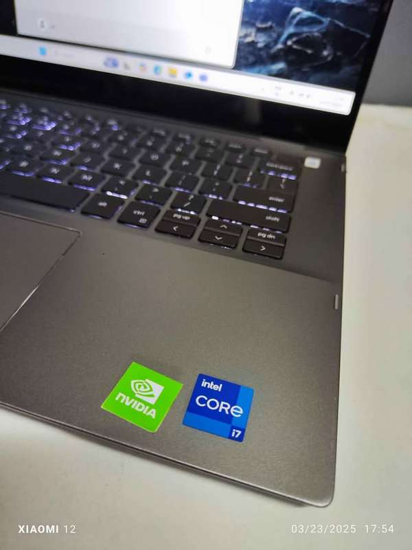 Touch Screen Dell Inspiron 14 - 5406 2-n-1 laptop | i7 11th gen | 16gb Ram + 512gb Ssd | mx330 2GB