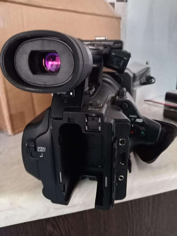Sony Z5E Camcorder