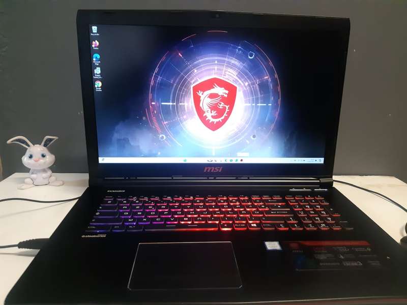MSI GE72MVR 7RG APACHE PRO