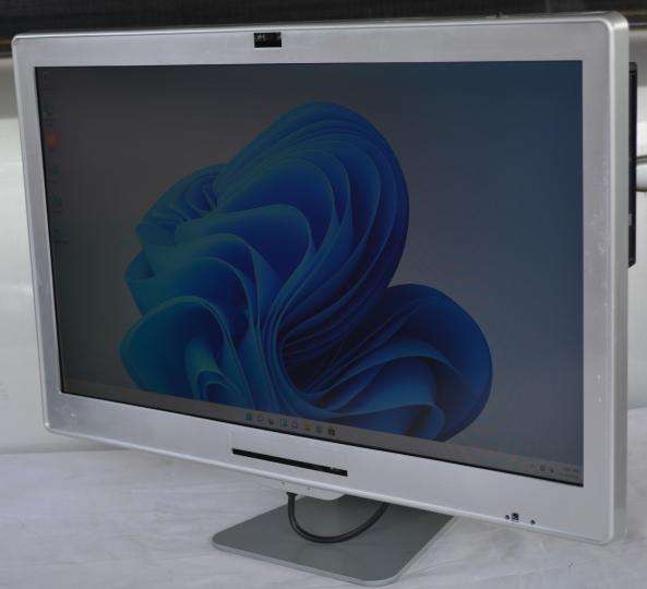 intel all-in-one pc, core i3, 8gb ram, 500gb hd, 23 inch, cam, vga, dvi, mcr, win 11 pro, etc