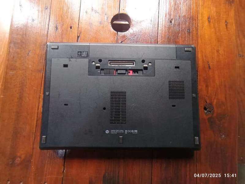 HP LAPTOP - CI7CRV8