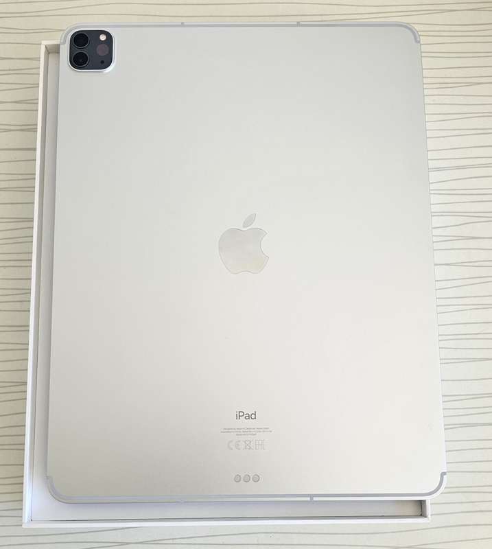 Apple iPad Pro 12.9 inch 5th Gen 512GB Wi-Fi + Cellular - Includes Free Tuffluv Case (Value R400.00)