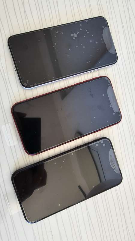 Apple iPhone XR 64GB - Including Impact Proof Cover and Screen Protector (Valued at R700.00)
