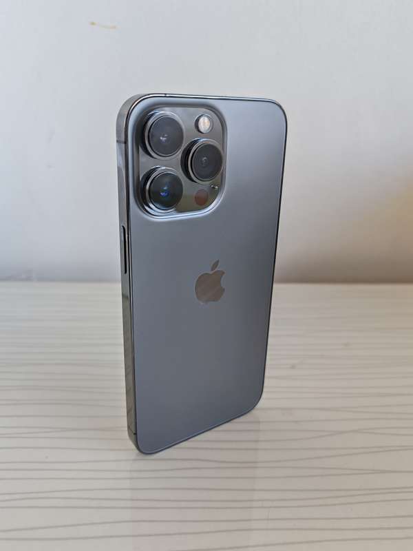 Apple iPhone 13 Pro 256GB - Graphite - Including Impact Cover and Screen Protector Valued at R800.00