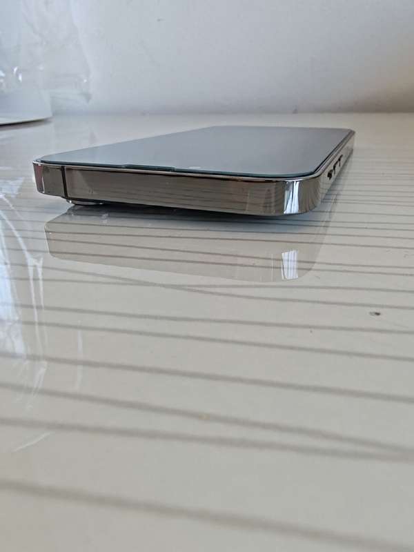 Apple iPhone 13 Pro 256GB - Graphite - Including Impact Cover and Screen Protector Valued at R800.00