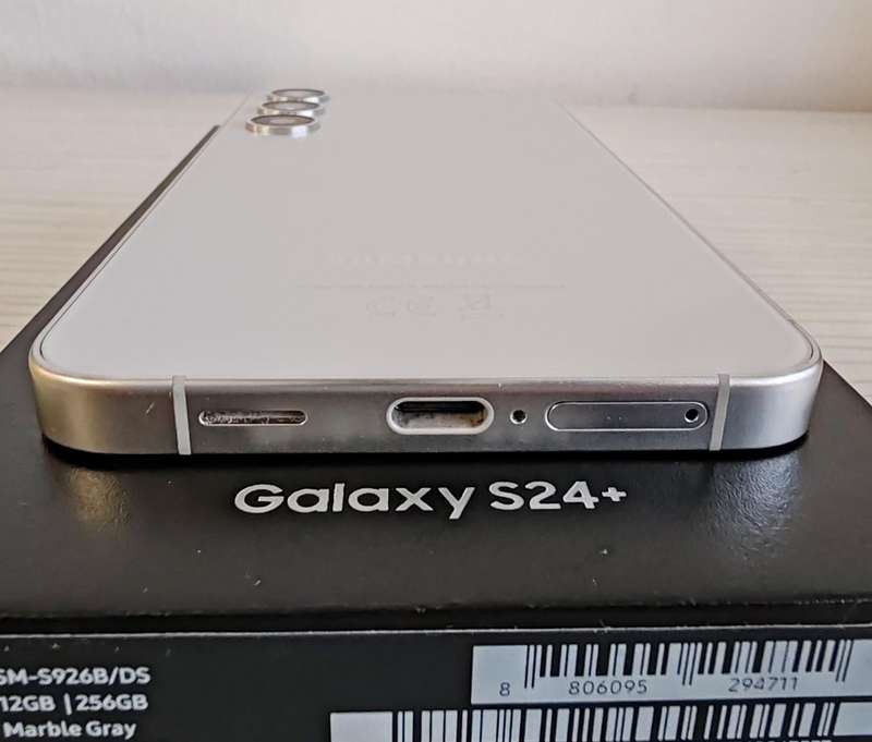 Samsung S24 Plus 256GB Dual Sim.