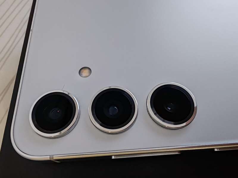 Samsung S24 Plus 256GB Dual Sim.