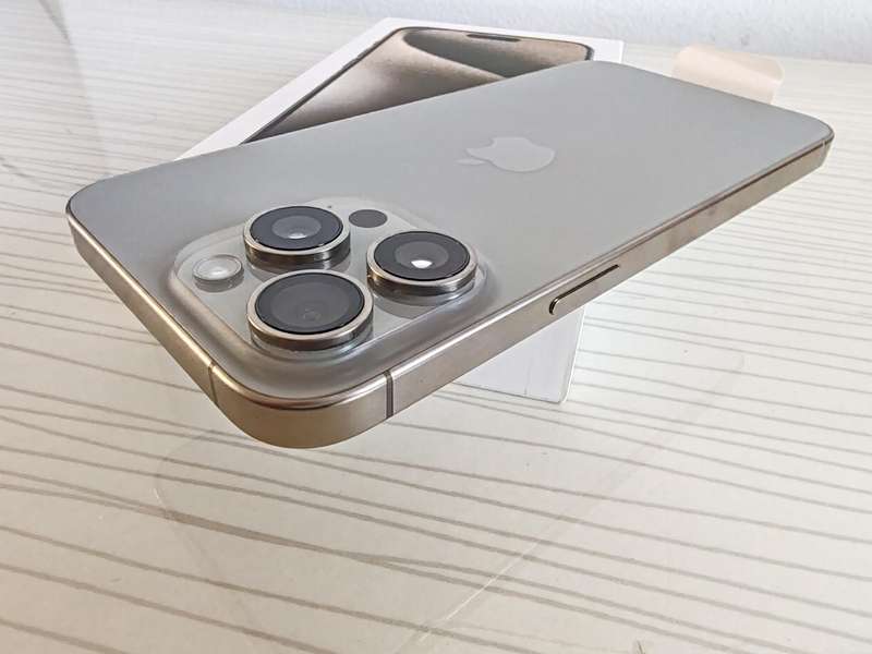 Apple iPhone 15 Pro Max 256GB